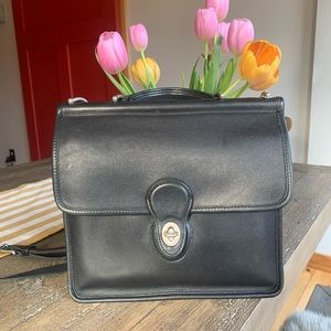 Vintage Coach Willis. Black with Nickel hardware